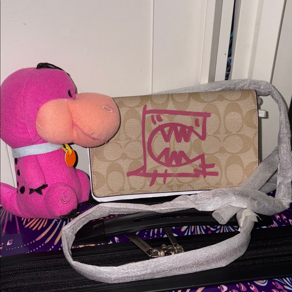 Coach rexy Anna fold-over NWT x Guang Yu crossbody - Picture 3 of 13